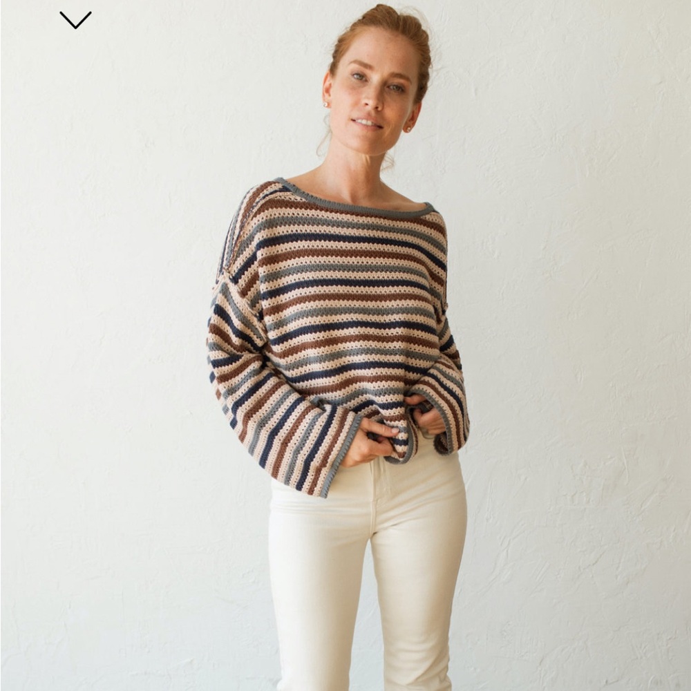 CJLA Braelyn Sweater size small